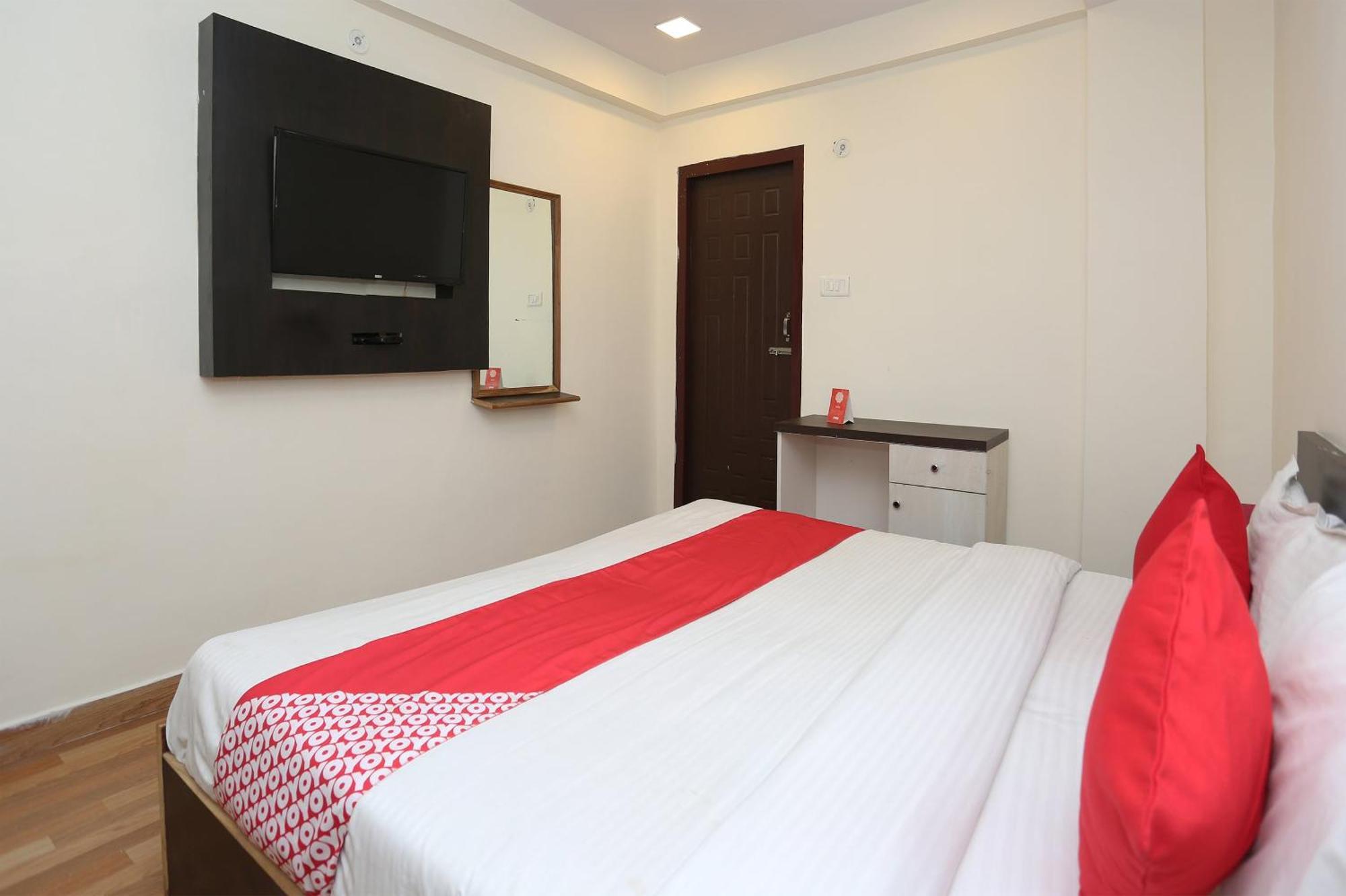 Oyo Shivam Near Sahara Ganj Mall 3* Lucknow